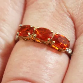 9ct gold fire opal set ring