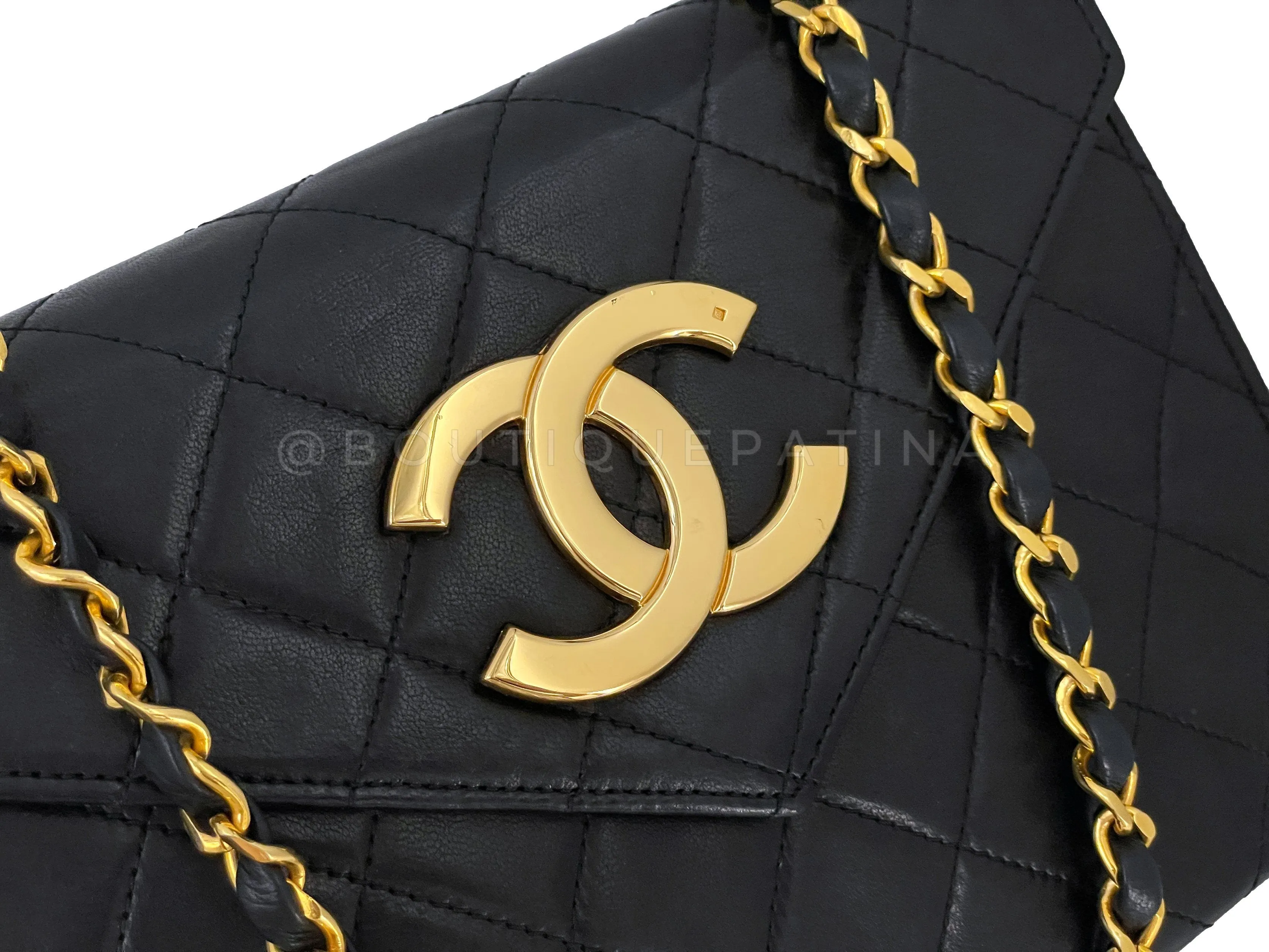 Chanel 1988 Vintage Black Giant CC Mini Envelope Flap Bag 24k GHW Lambskin