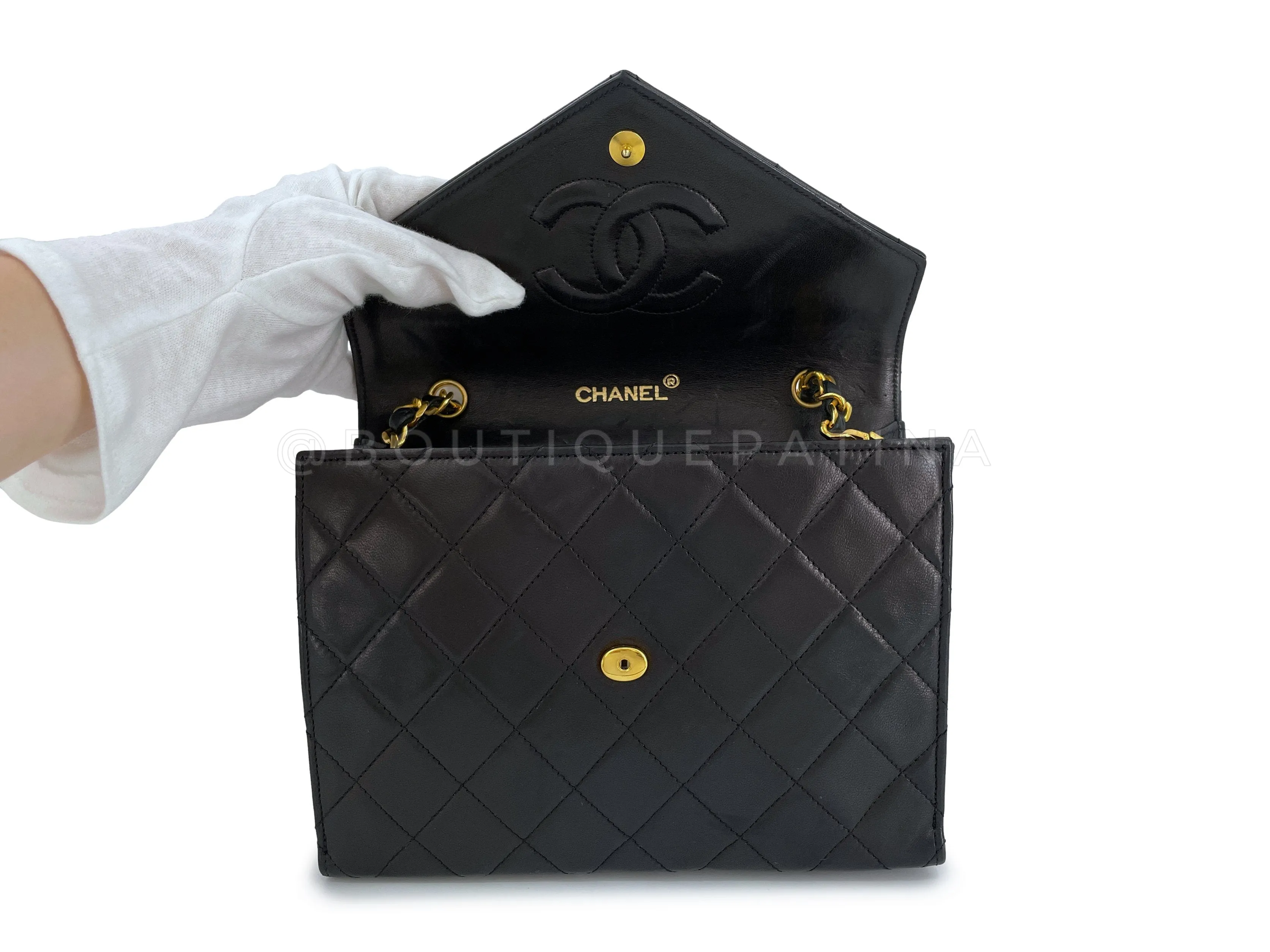 Chanel 1988 Vintage Black Giant CC Mini Envelope Flap Bag 24k GHW Lambskin