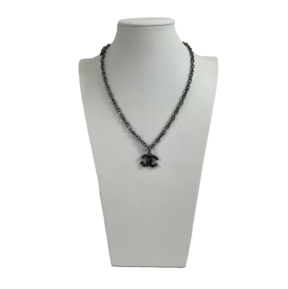 Chanel - Gripoix CC Necklace - Red Stones - Silver Burgundy Logo Charm Chain