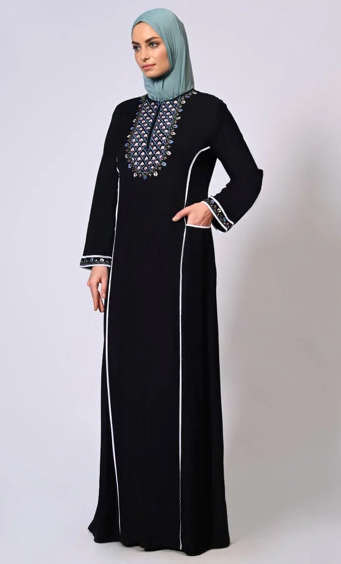 Feminine Flourish: Embroidered Front Zip Black Abaya with Front Pockets - Final Sale