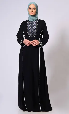 Feminine Flourish: Embroidered Front Zip Black Abaya with Front Pockets - Final Sale